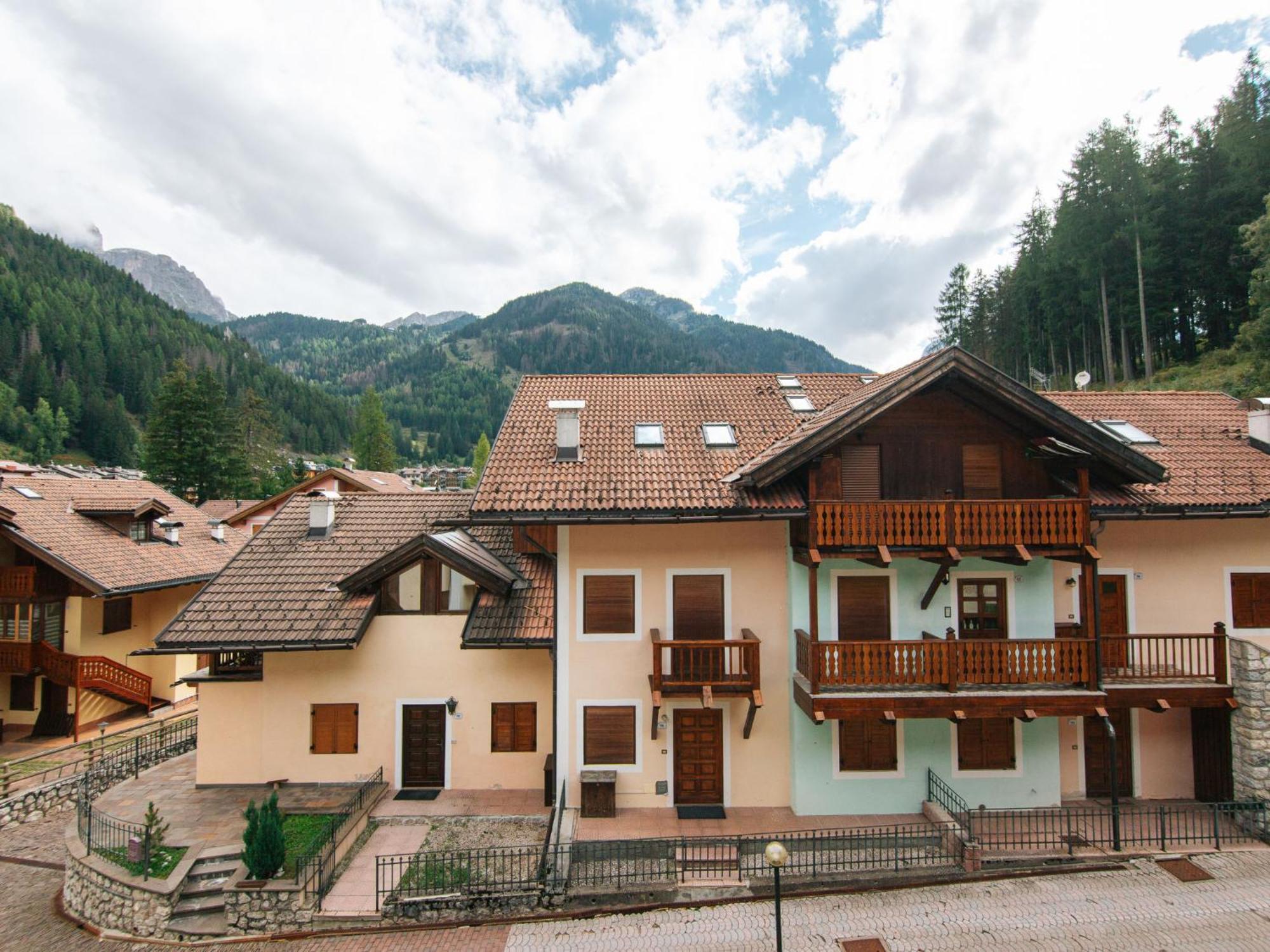 Appartamento Locazione Turistica Des Alpes-3 Canazei Esterno foto